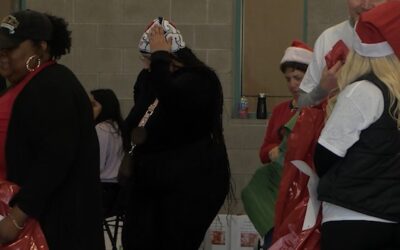 Más de 3 mil niños de Las Vegas reciben regalos adelantados de Navidad gracias al Salvation Army